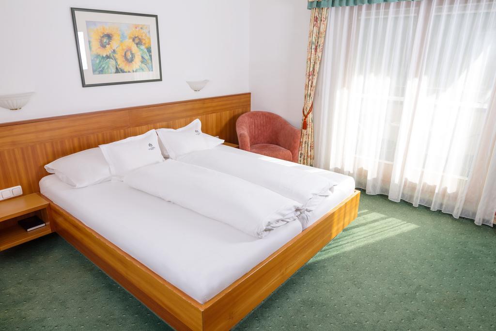 Hotel Tirolerhof Serfaus Kültér fotó