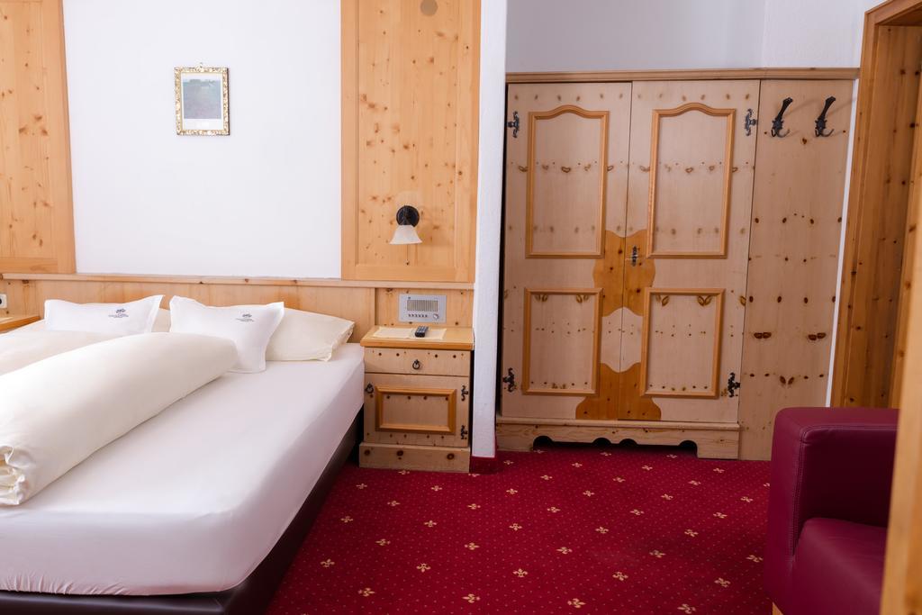 Hotel Tirolerhof Serfaus Kültér fotó